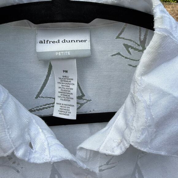 Alfred Dunner Petite White Sailboat Blouse - Size PM - Picture 3 of 5
